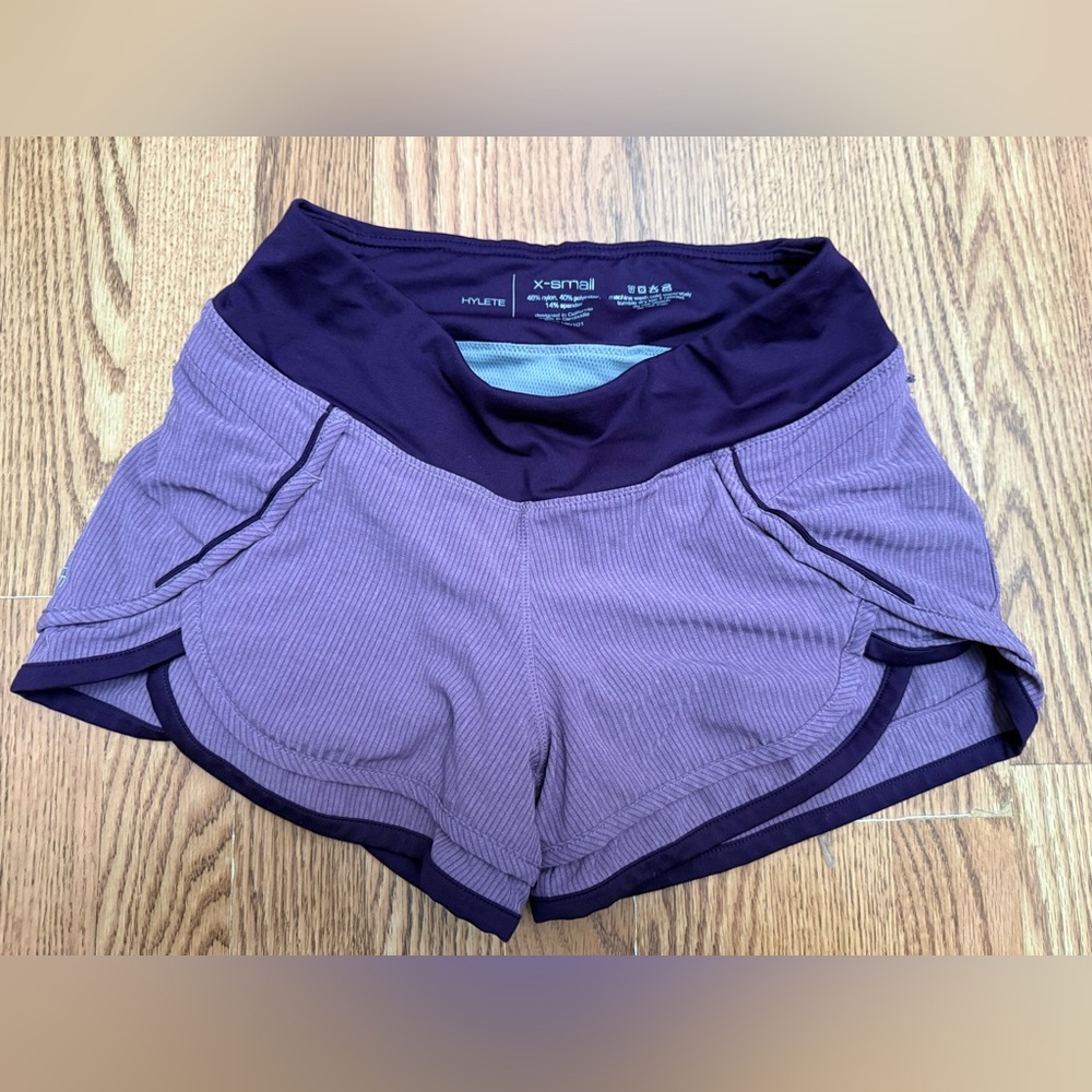 Hylete Iris Shorts purple XS